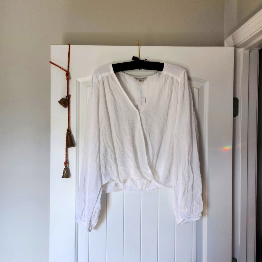 NWT American Eagle Cropped Wrap Top